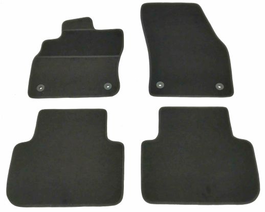 PATOSNICE TEPIH TIPSKE AUDI Q3 2018->